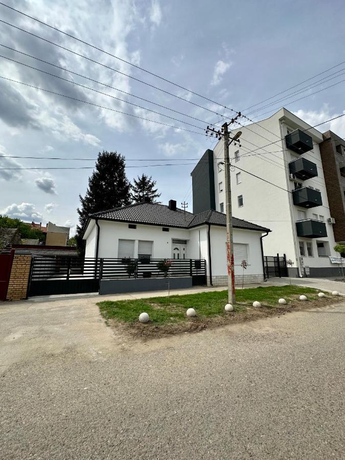Apartman Maja Srbobran Eksteriør billede